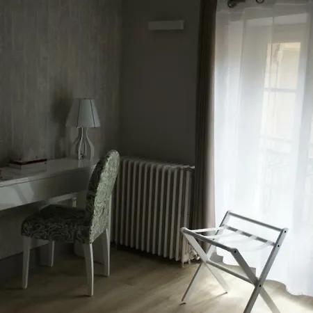 Le Hotel